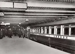 Wood Lane Station (1927)